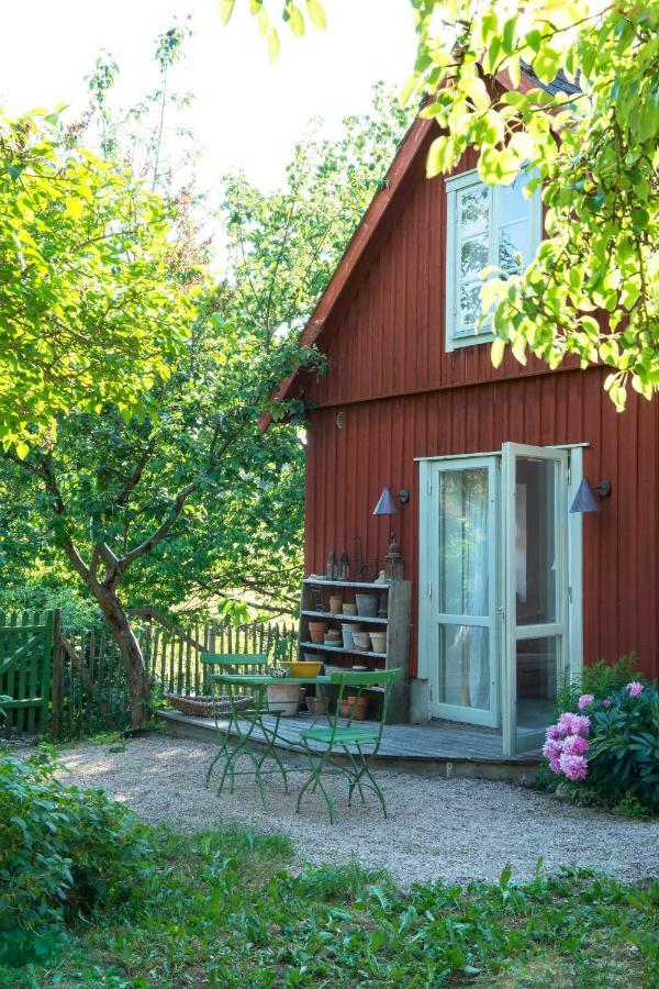 Harrys Hardware Home Brösarp Buitenkant foto